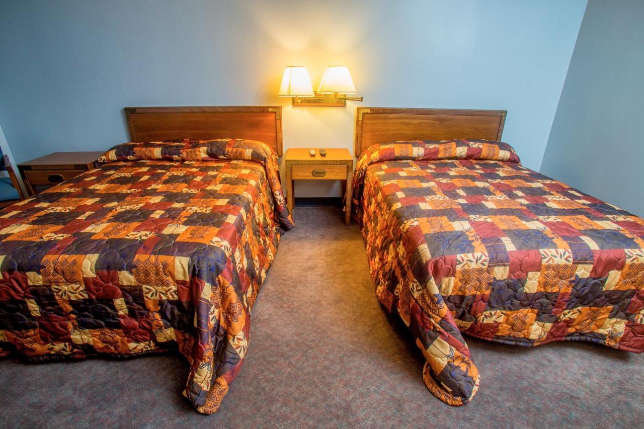 Lafayette Inn Moundsville Kültér fotó