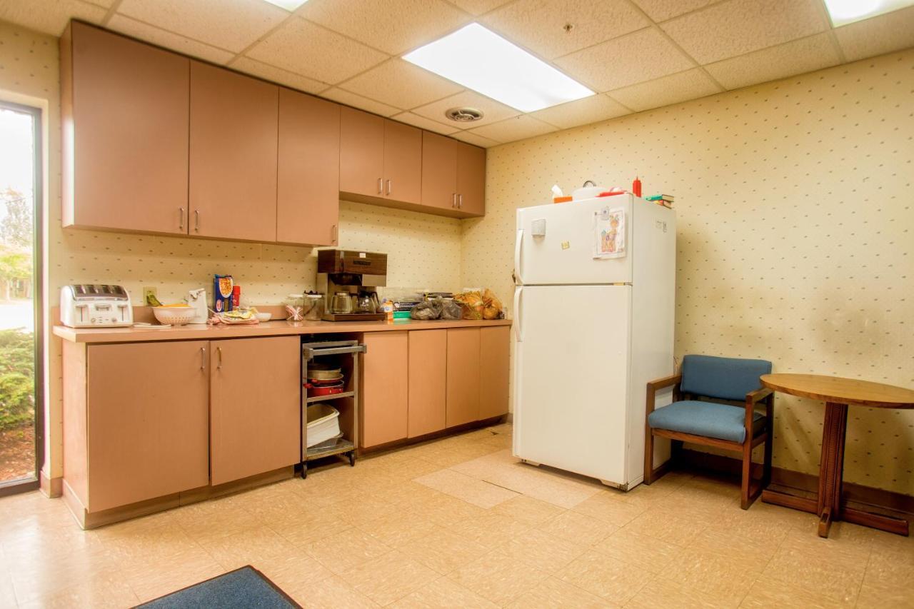 Lafayette Inn Moundsville Kültér fotó