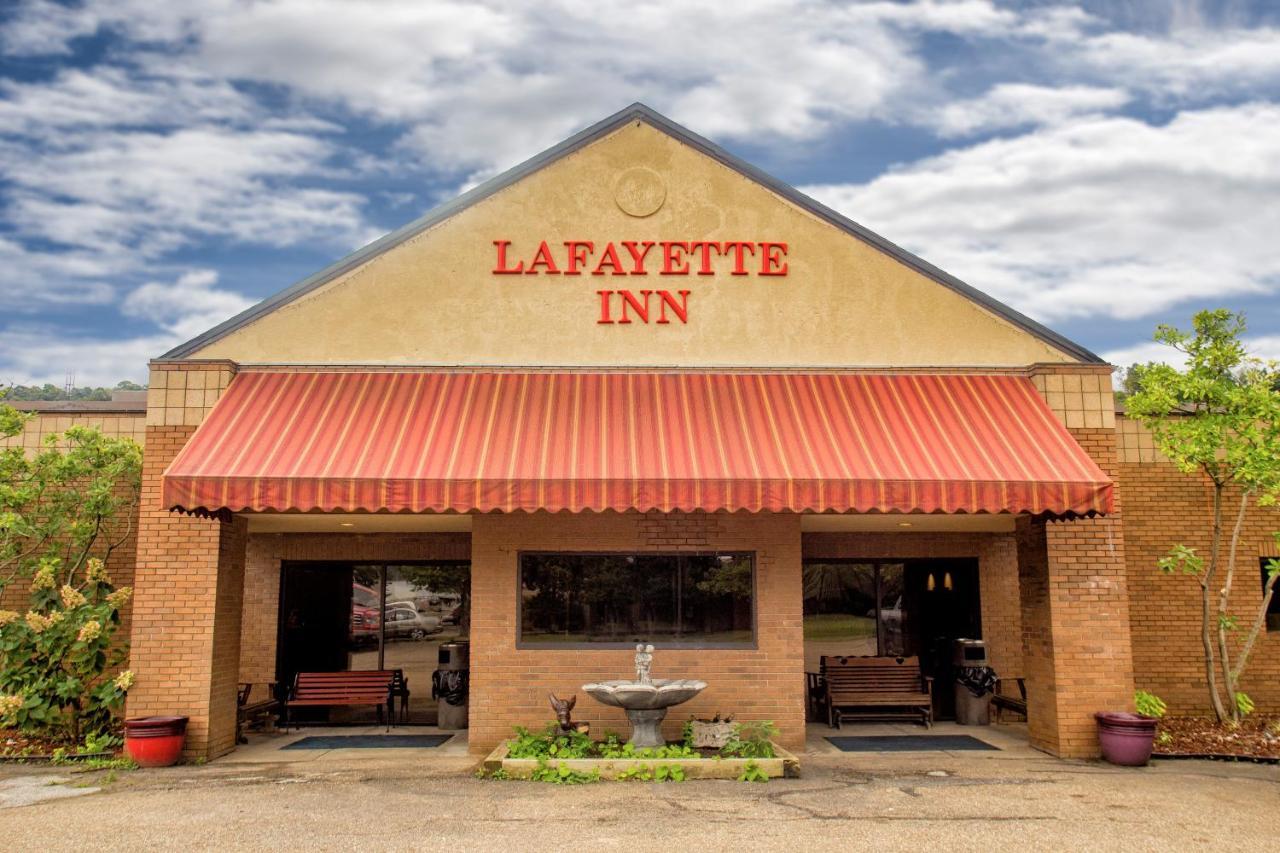 Lafayette Inn Moundsville Kültér fotó